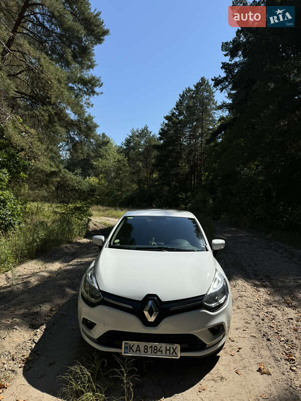 Хэтчбек Renault Clio 2016 в Кобеляках