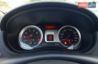 Универсал Renault Clio 2010 в 