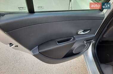 Универсал Renault Clio 2009 в 