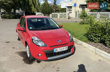 Хэтчбек Renault Clio 2009 в 