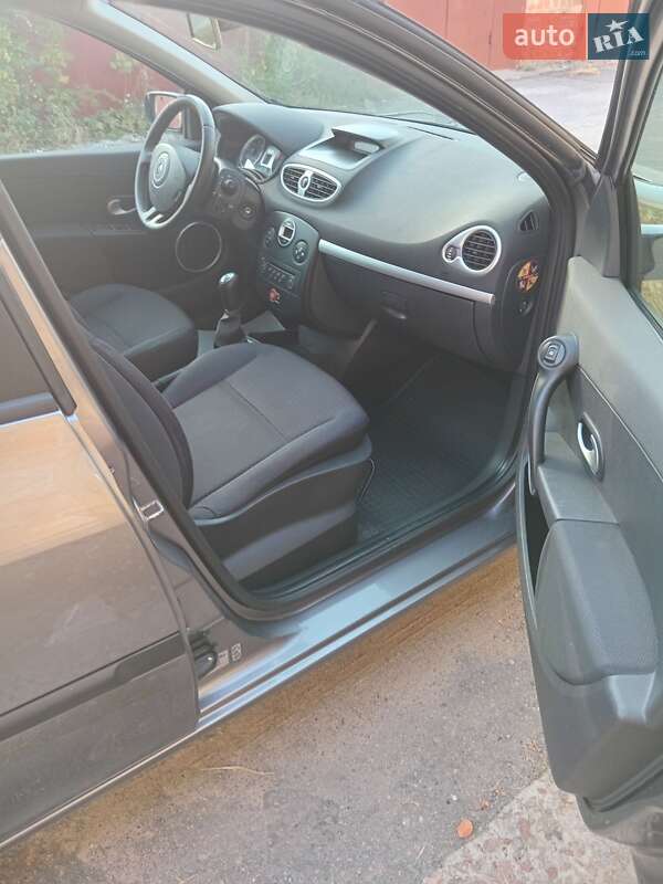 Хэтчбек Renault Clio 2009 в Белой Церкви