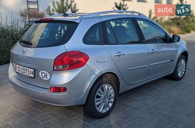 Универсал Renault Clio 2011 в 