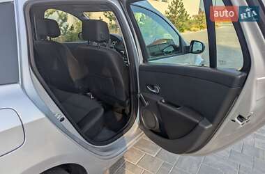 Универсал Renault Clio 2011 в 