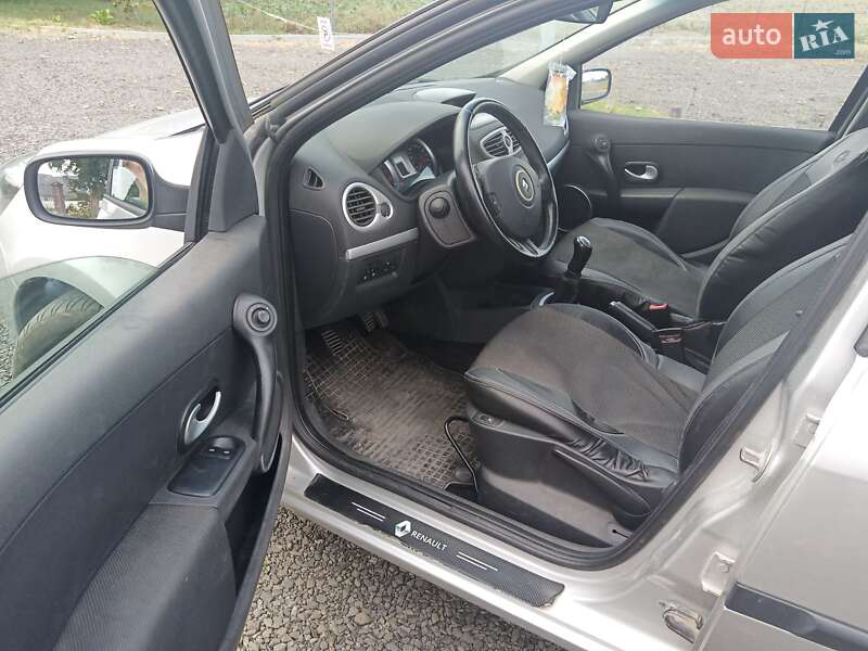 Универсал Renault Clio 2008 в Луцке фото 3 Универсал Renault Clio 2008 в Луцке