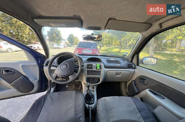 Седан Renault Clio 2005 в 