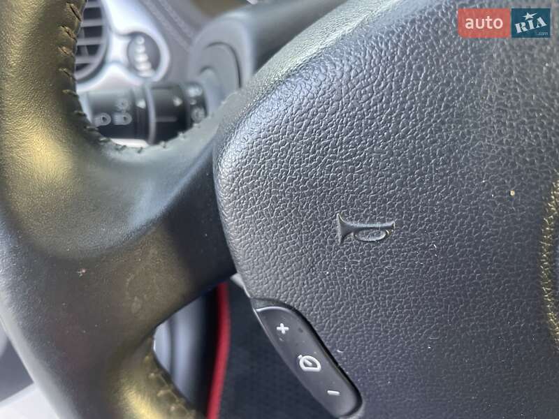 Универсал Renault Clio 2011 в Львове