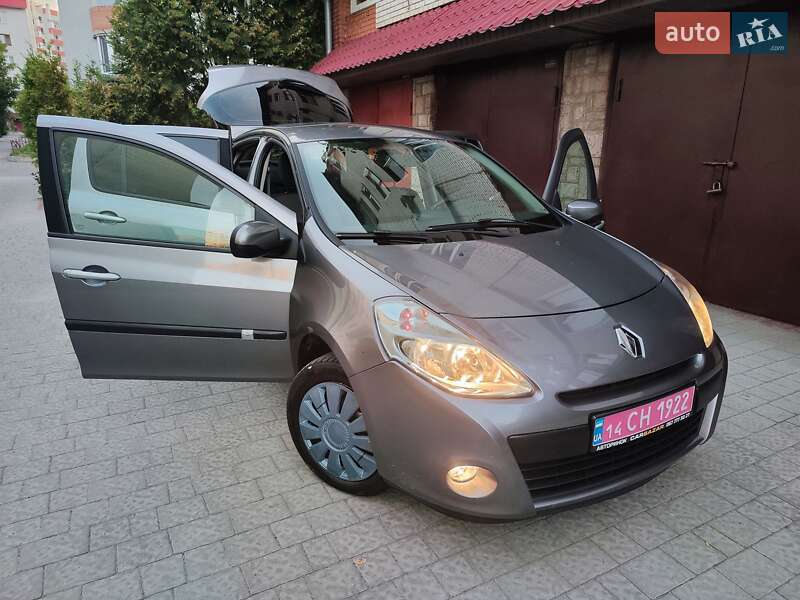 Хэтчбек Renault Clio 2011 в Львове