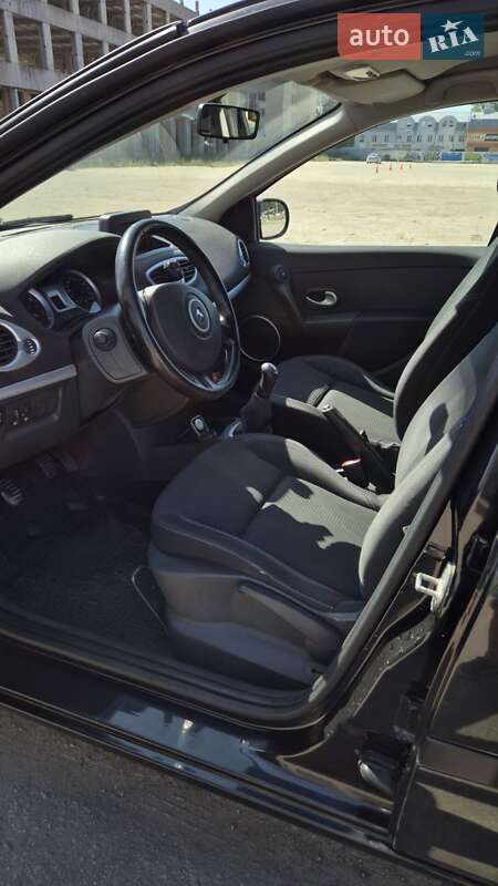 Хэтчбек Renault Clio 2009 в Тернополе фото 6 Хэтчбек Renault Clio 2009 в Тернополе