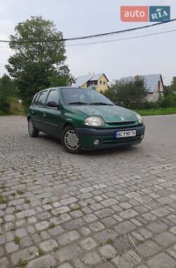 Хэтчбек Renault Clio 2000 в 