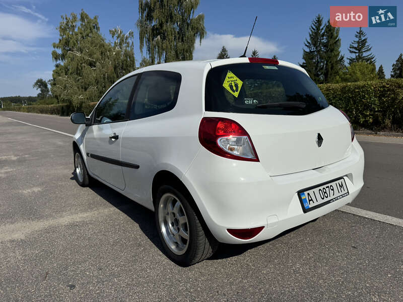 Хэтчбек Renault Clio 2010 в Белой Церкви