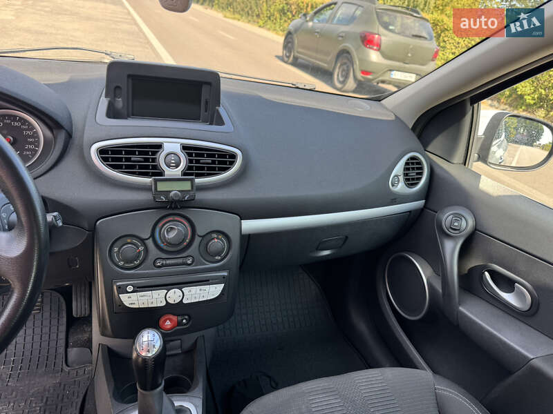 Хэтчбек Renault Clio 2010 в Белой Церкви