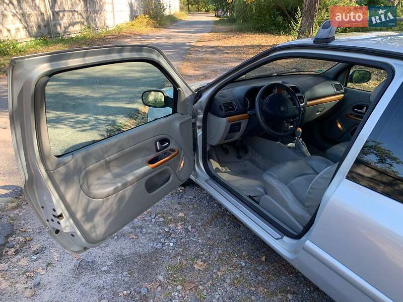 Хэтчбек Renault Clio 2004 в Киеве фото 9 Хэтчбек Renault Clio 2004 в Киеве