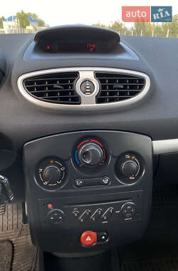 Универсал Renault Clio 2007 в 