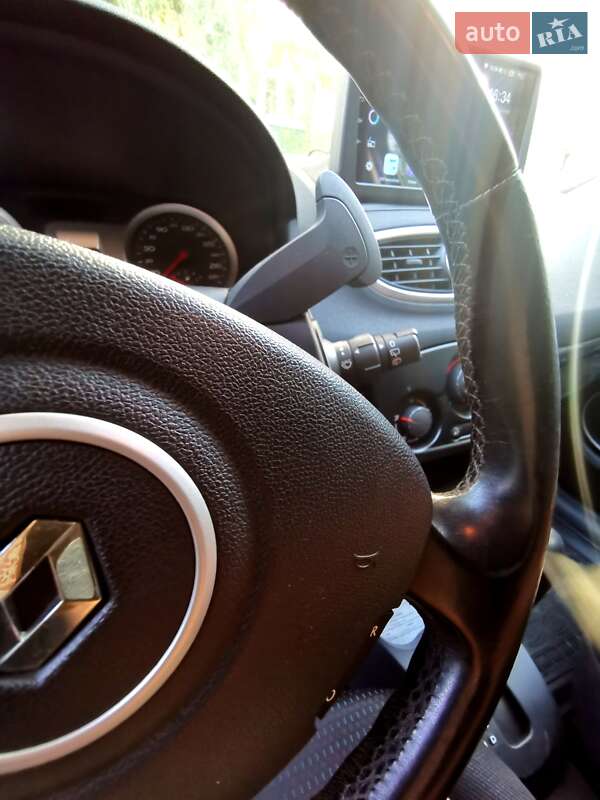 Хэтчбек Renault Clio 2007 в Киеве