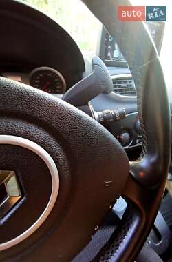 Хэтчбек Renault Clio 2007 в 