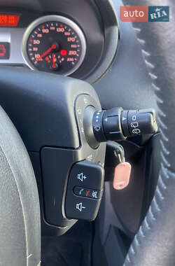Хэтчбек Renault Clio 2008 в 