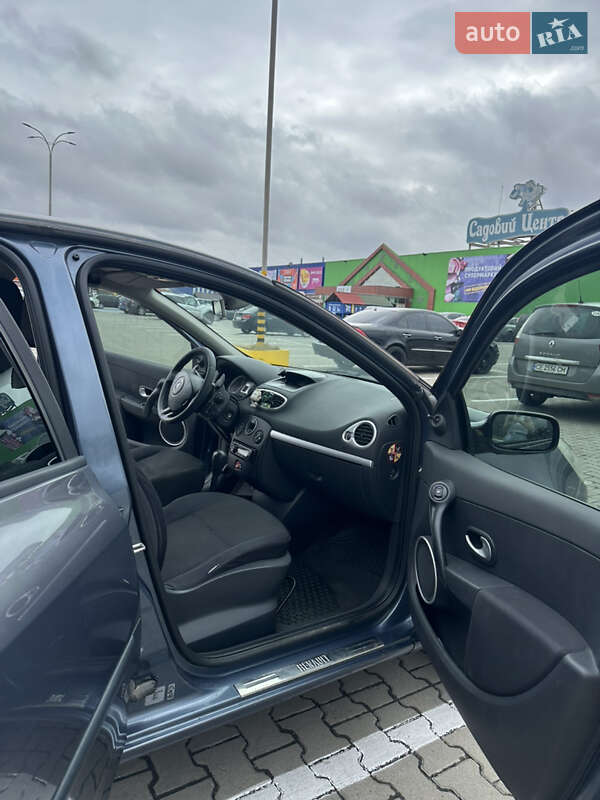Хэтчбек Renault Clio 2007 в Черновцах