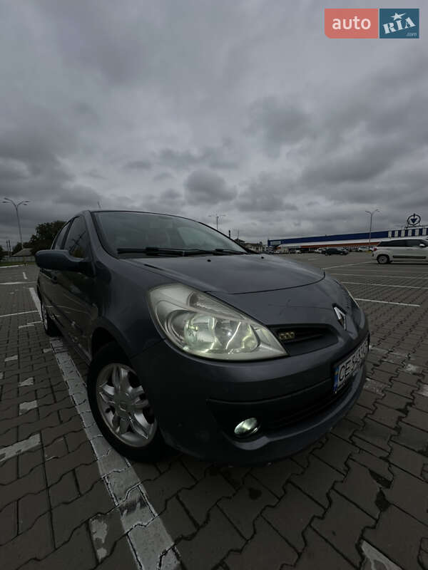 Хэтчбек Renault Clio 2007 в Черновцах