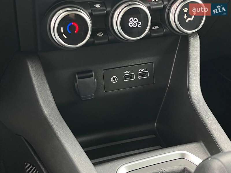 Хетчбек Renault Clio 2024 в Львові