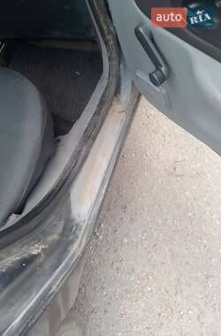 Седан Renault Clio 2007 в 
