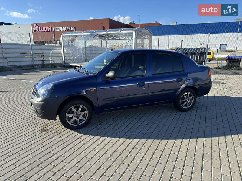 Хэтчбек Renault Clio 2003 в Львове