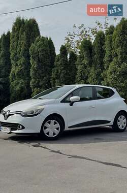 Хетчбек Renault Clio 2016 в 