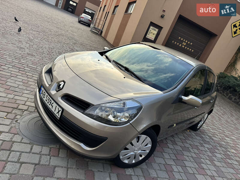 Хетчбек Renault Clio 2008 в Рівному