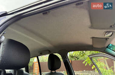 Седан Renault Clio 2006 в 