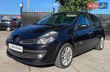 Хэтчбек Renault Clio 2007 в 