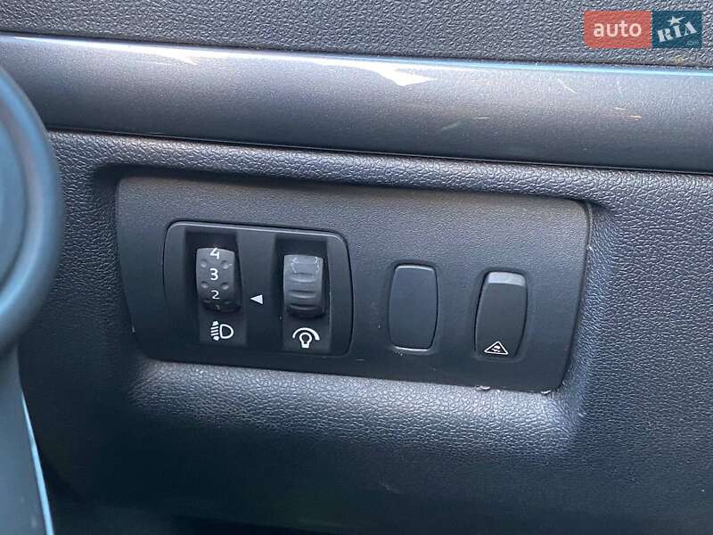 Хэтчбек Renault Clio 2007 в Киеве
