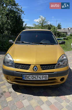 Хэтчбек Renault Clio 2002 в 
