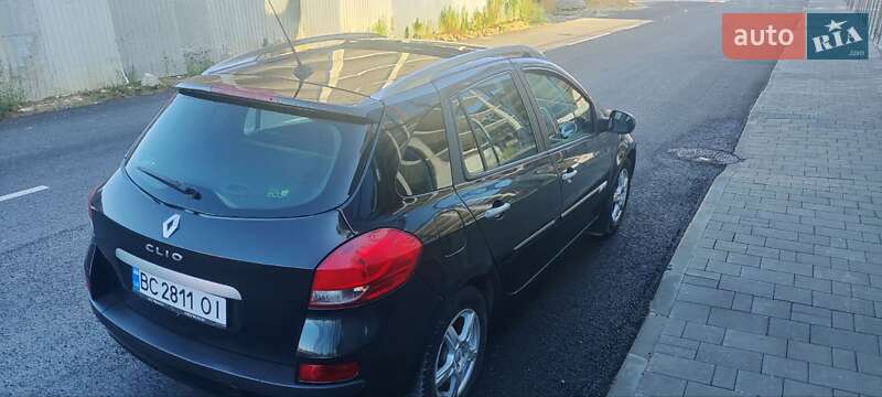 Хэтчбек Renault Clio 2009 в Львове