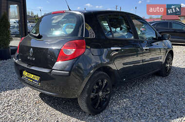 Хэтчбек Renault Clio 2008 в 
