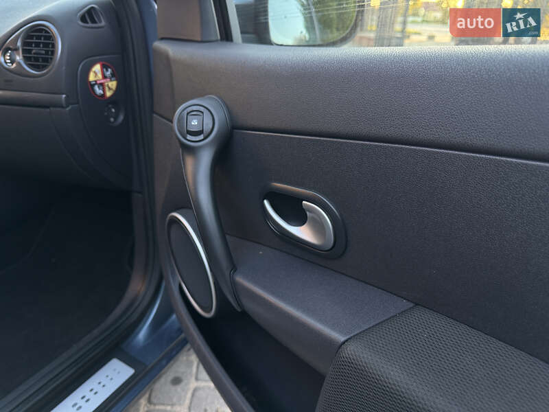 Универсал Renault Clio 2009 в Самборе
