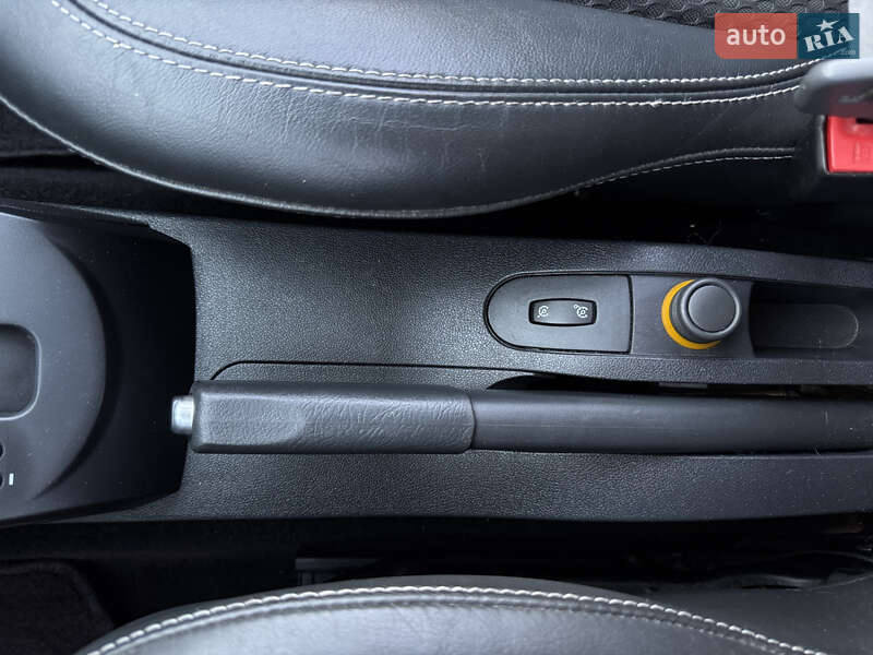 Универсал Renault Clio 2009 в Самборе