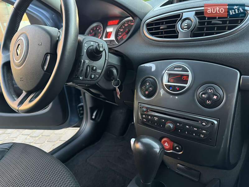 Универсал Renault Clio 2009 в Самборе