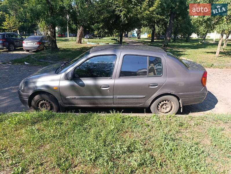 Хэтчбек Renault Clio 2001 в Харькове