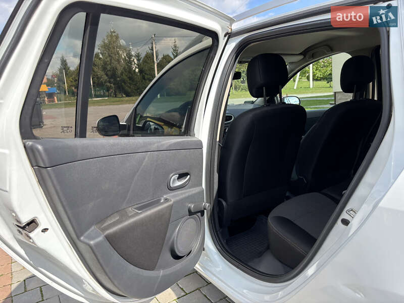 Универсал Renault Clio 2012 в Львове