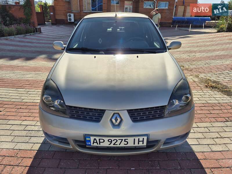 Седан Renault Clio 2006 в 