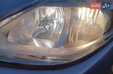 Універсал Renault Clio 2010 в 