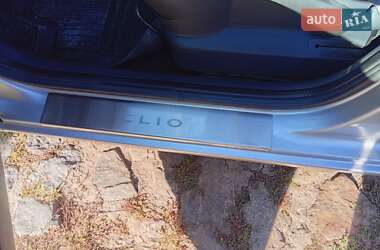 Універсал Renault Clio 2010 в 