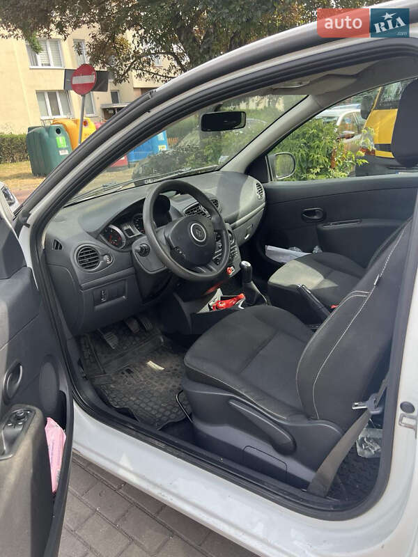Хэтчбек Renault Clio 2013 в Харькове