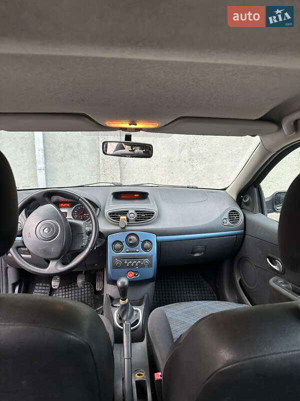 Хэтчбек Renault Clio 2008 в Полтаве