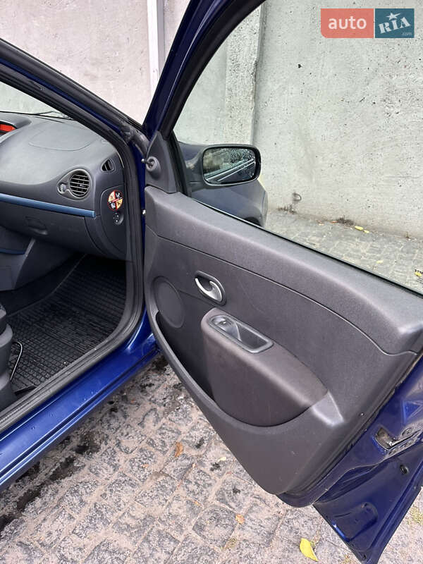 Хэтчбек Renault Clio 2008 в Полтаве
