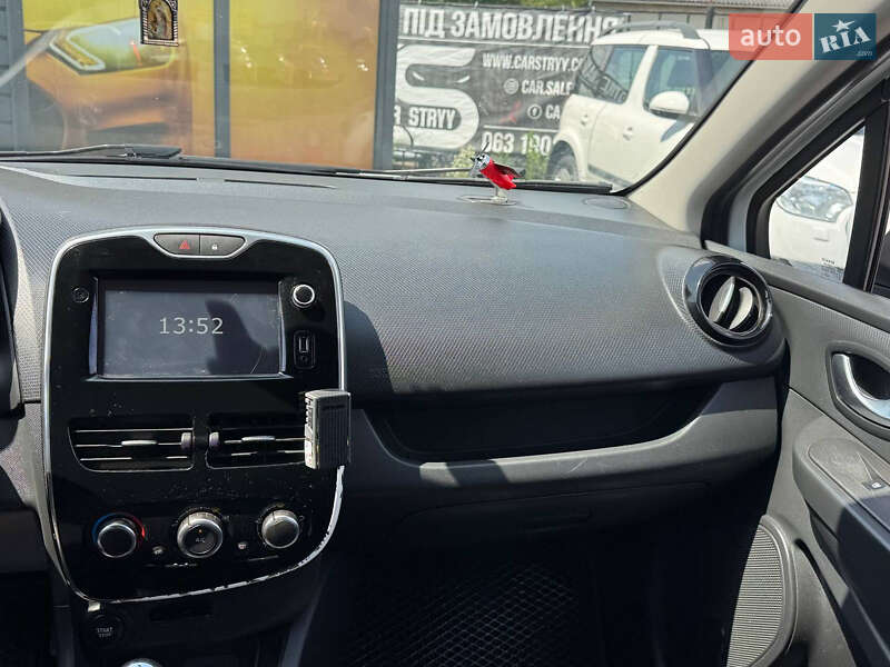 Универсал Renault Clio 2015 в Стрые