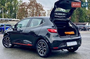 Хетчбек Renault Clio 2014 в 