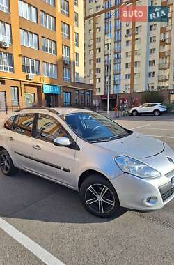 Универсал Renault Clio 2010 в 