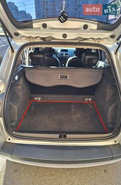Универсал Renault Clio 2010 в 