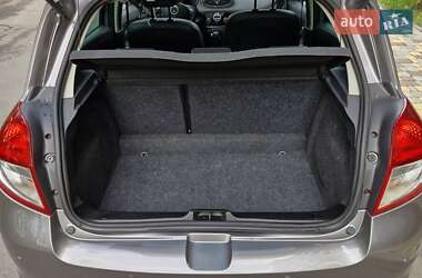 Хэтчбек Renault Clio 2012 в 