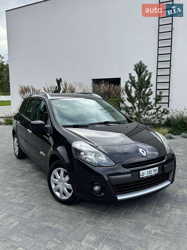 Универсал Renault Clio 2010 в 